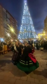 Villancicos danzados para dar la bienvenida a la Navidad en Burgos