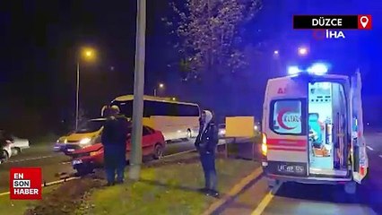 Düzce'de 40 metre fren yaptı, 2 araca çarptı