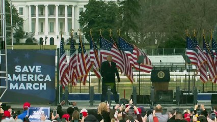 Trump pode ser civilmente responsabilizado por ataque ao Capitólio, diz tribunal americano