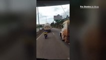 Briga de trânsito entre carretas termina em acidente no Anel Rodoviário, em BH