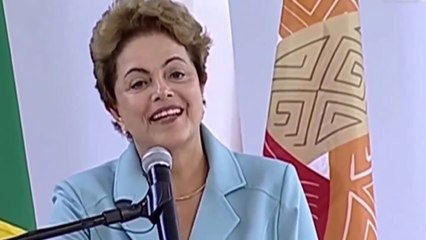 Meu 46°Meme (Feito Por Mim.), Dilma: "Eu Estou Saudando A Mandioca!".