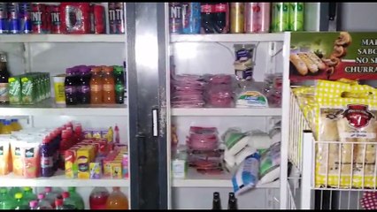 Com energia em meia fase, dono de açougue teme perder R$ 30 mil em carnes