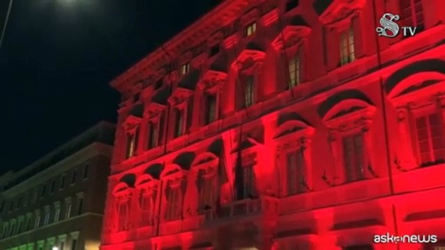 Il Senato si illumina di rosso la Giornata mondiale contro l'Aids