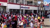 Participan escuelas en desfile inclusivo, encabezado por el Centro de Atención Múltiple en Acayucan