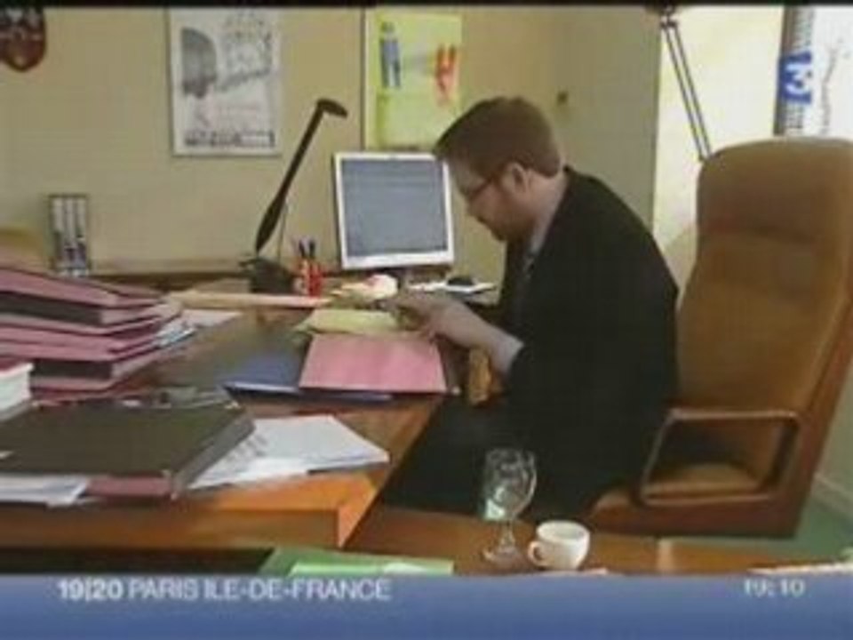 Eddie Aït maire (PRG) de Carrières-sous-Poissy