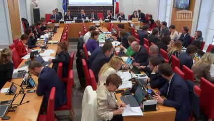 Commission des lois : Suite de l’examen du projet de loi pour contrôler l’immigration, améliorer l’intégration - Vendredi 1 décembre 2023