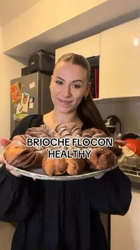 BRIOCHE FLOCON HEALTHY ❄️ - 120 ml de lait - 12gr de levure fraîche - 380 gr de farine de blé - 75gr de sirop d’agave - 1 œuf - 1 càc de sel - 55gr d’huile de noisette - Nocciolata