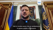 Volodymyr Zelensky annuncia una riforma di mobilitazione militare