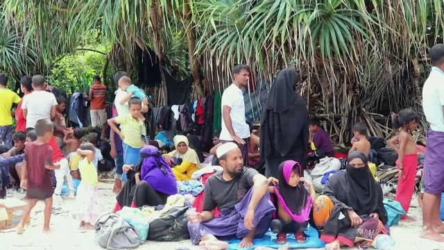 أكثر من 100 من اللاجئين الروهينغا يصلون بحرا إلى إندونيسيا