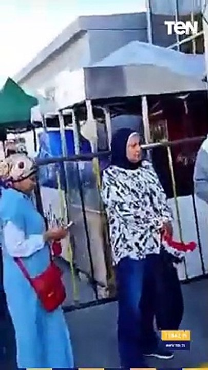 المصريين في الكويت يحتشدون أمام لجان الانتخاب للإدلاء بأصواتهم في الانتخابات الرئاسية لليوم الثاني