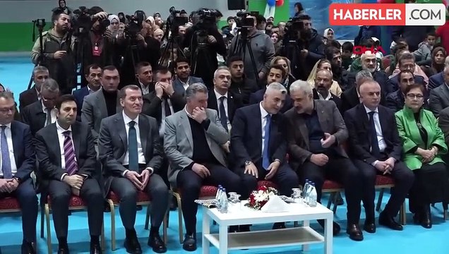 Gençlik ve Spor Bakanı Osman Aşkın Bak, Zeytinburnu'nda Spor Tesisinin Açılışını Yaptı