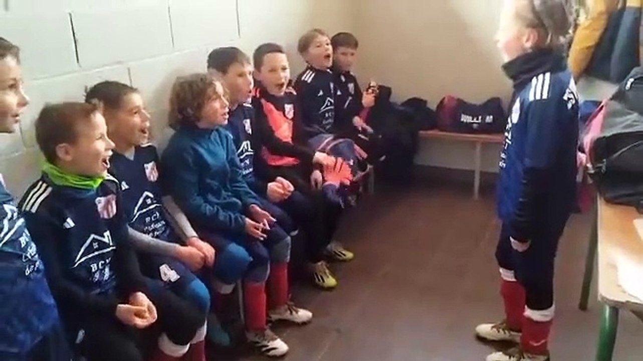 Célébrations victoires ! U10 ES Tourville (plateau U11 le 2/12/2023)