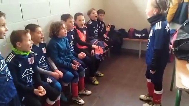 Célébration victoires ! U10 ES Tourville (plateau U11 le 2/12/2023)