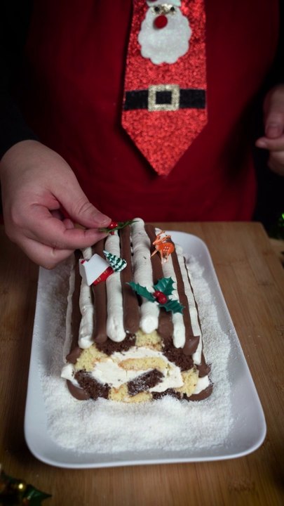 Recette de Bûche de Noël simple et rapide à faire ! #Dailyfood #Noël #Buchedenoel #cuisine