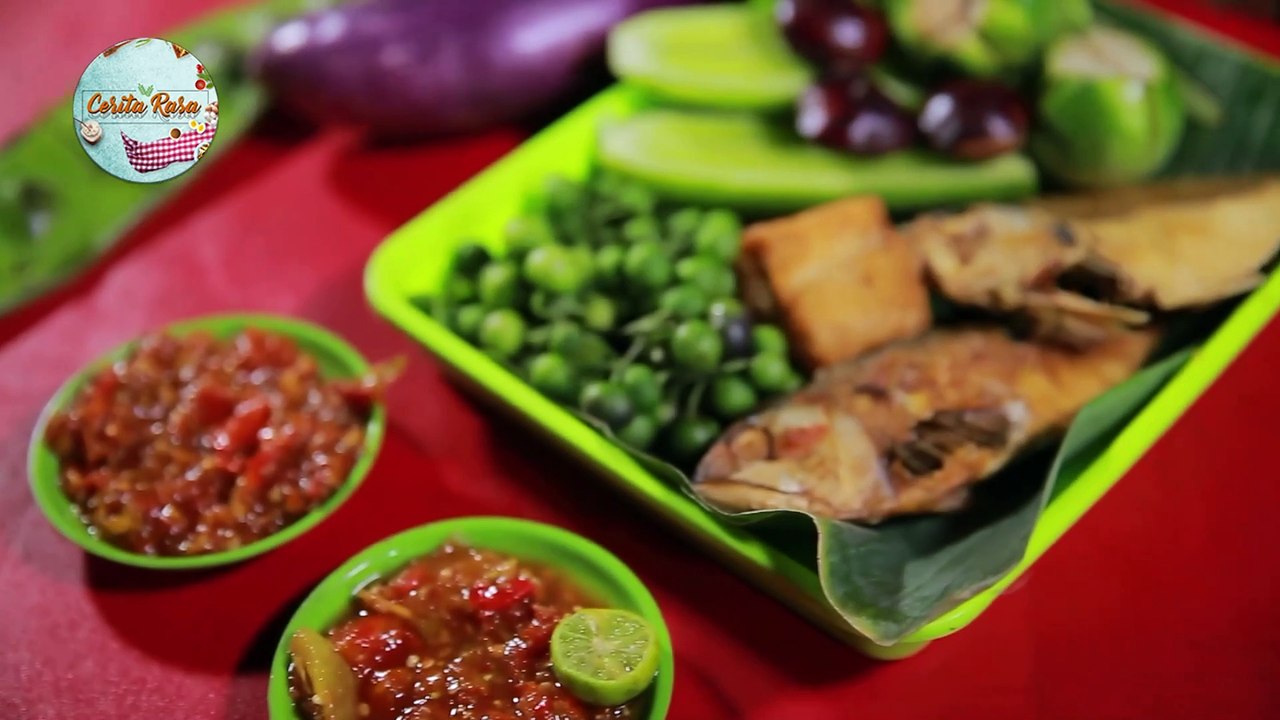 Rumah Makan Ini Menyediakan Menu Serba Ikan Asin, Penyuka Ikan Asin Wajib Coba Sih!