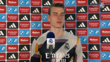 La ‘broma’ de Lunin ante los micrófonos de Real Madrid TV que desencaja a cualquiera de su sitio