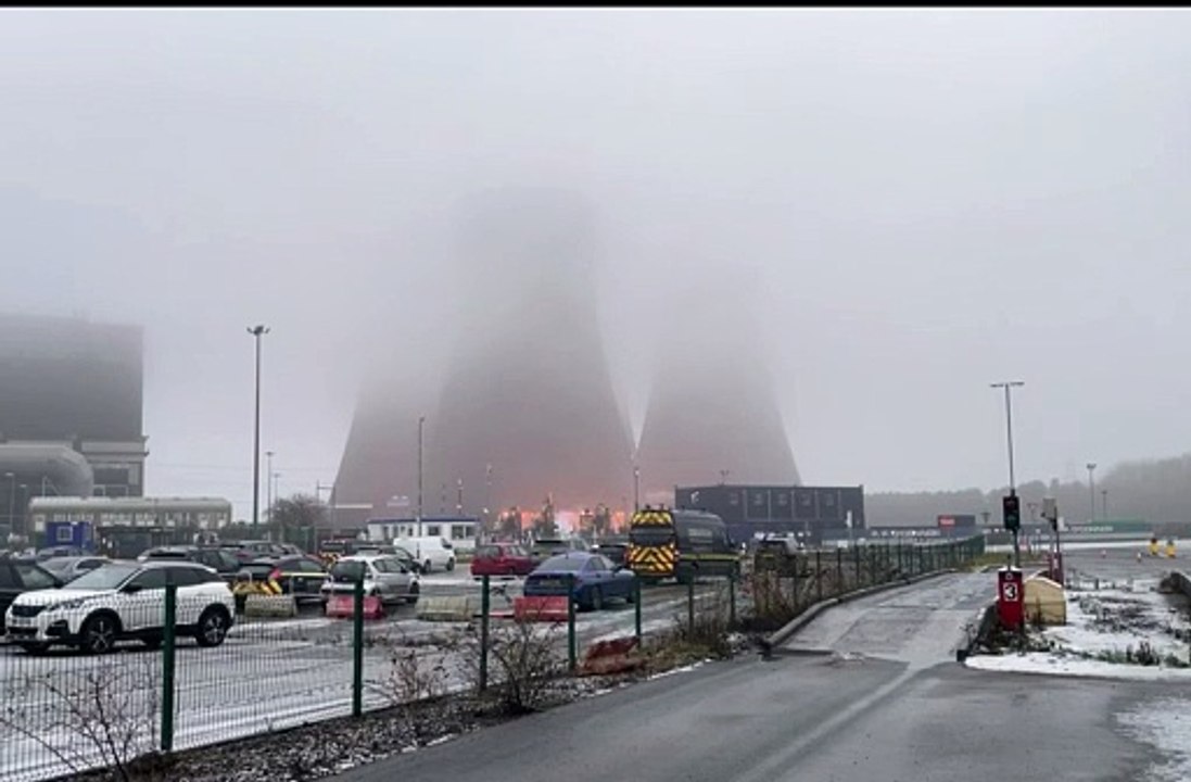 Fiddlers Ferry demolished in hug explosion