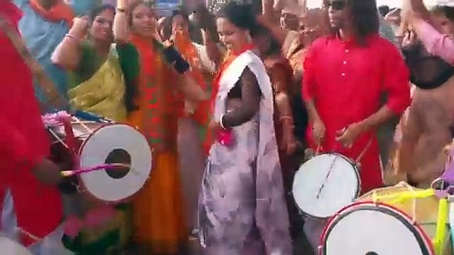 छत्तीसगढ़ में कमल ने किया कमाल, जीत से उत्साहित भाजपाई जश्न में डूबे, देखें वीडियो