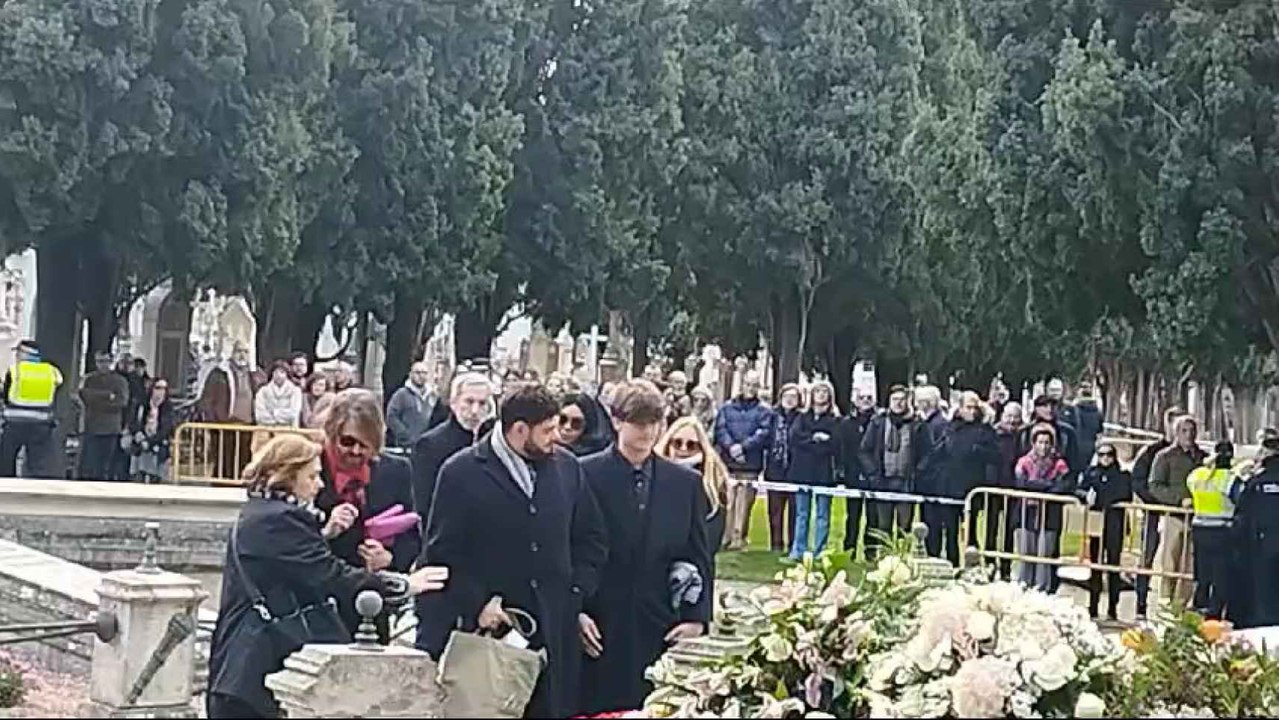 Concha Velasco ya descansa en el Cementerio del Carmen de Valladolid