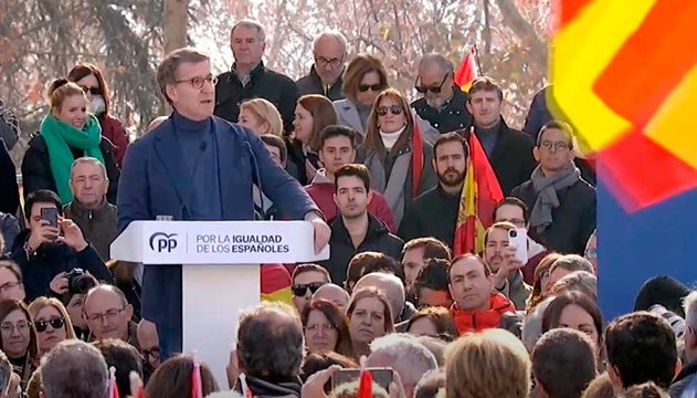 Feijóo: «Nuestro país, nuestros derechos y nuestras libertades no están en venta»