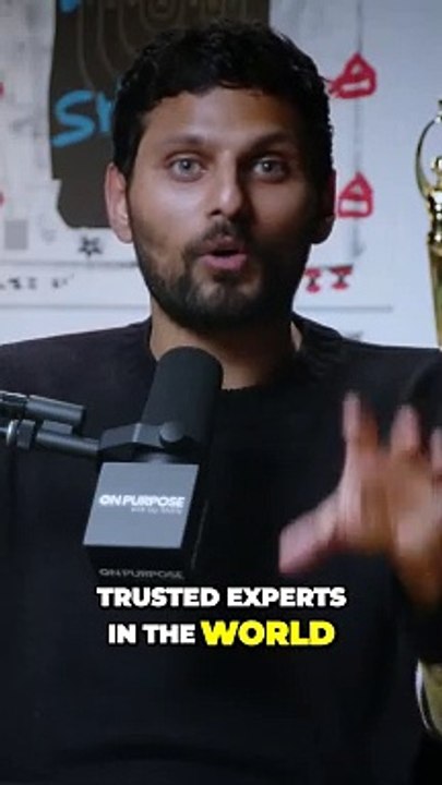 Uncovering the Inspiring Journey of Mel Robbins_ From Failure to Global Success