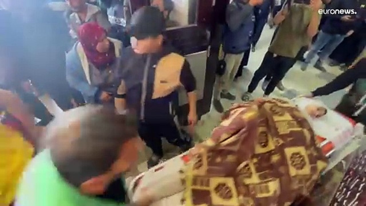 فيديو: عنف "مرعب" في غزة و"جحيم" تواجهه مستشفيا...