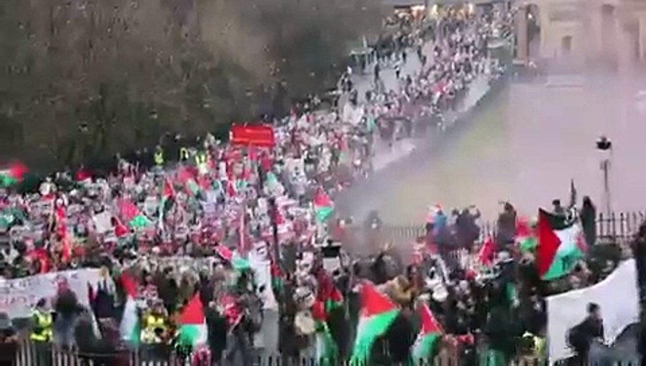 Scotland MASSIVE protest in support of Palestine