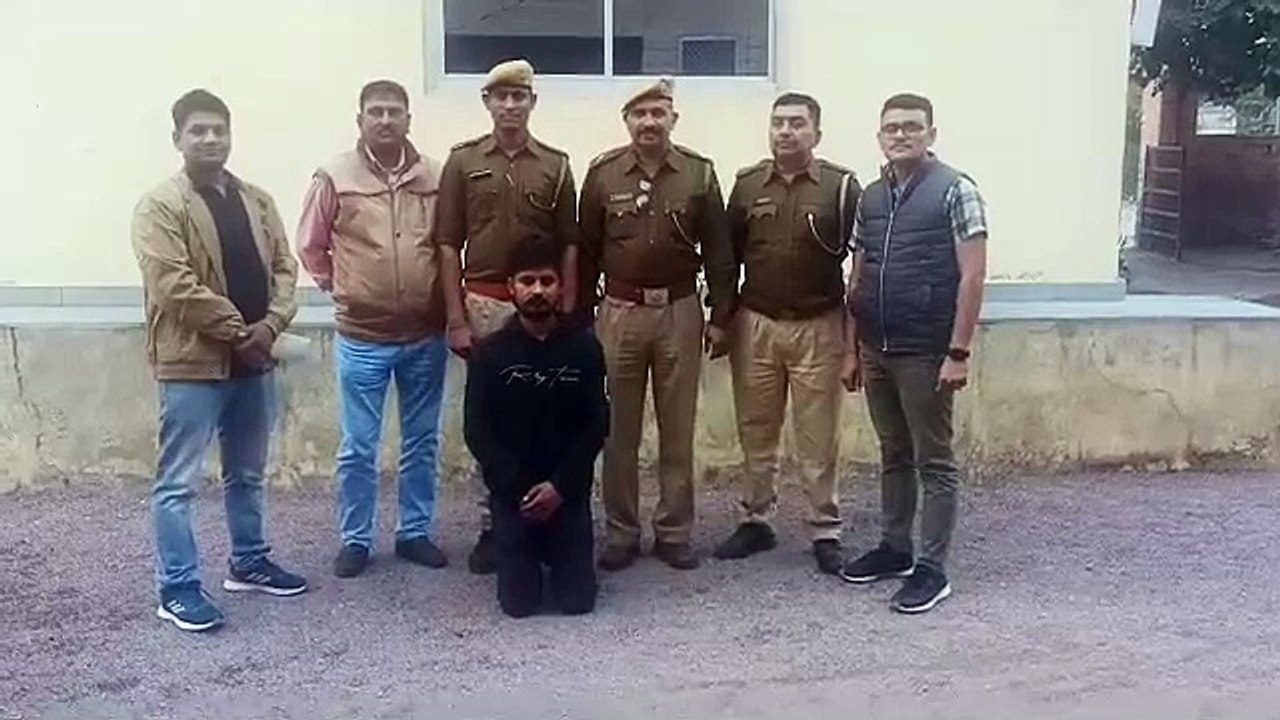 .कोरियर कम्पनी के ऑफिस में लूट का मास्टरमाइंड गिरफ्तार