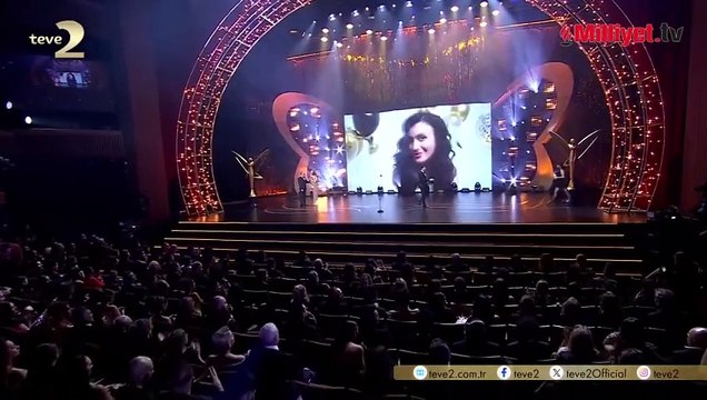 İşte Yıldızı Parlayanlar – Özge Yağız, Sıla Türkoğlu, Simay Barlas ve Caner Topçu