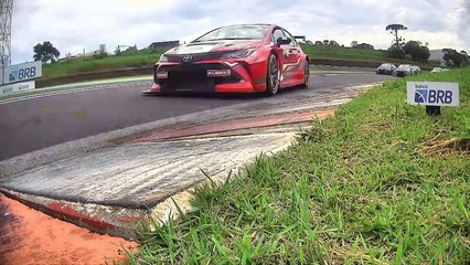 Ignacio Montenegro é campeão do TCR South America em dia de vitórias de Rafael Suzuki e Diego Nunes