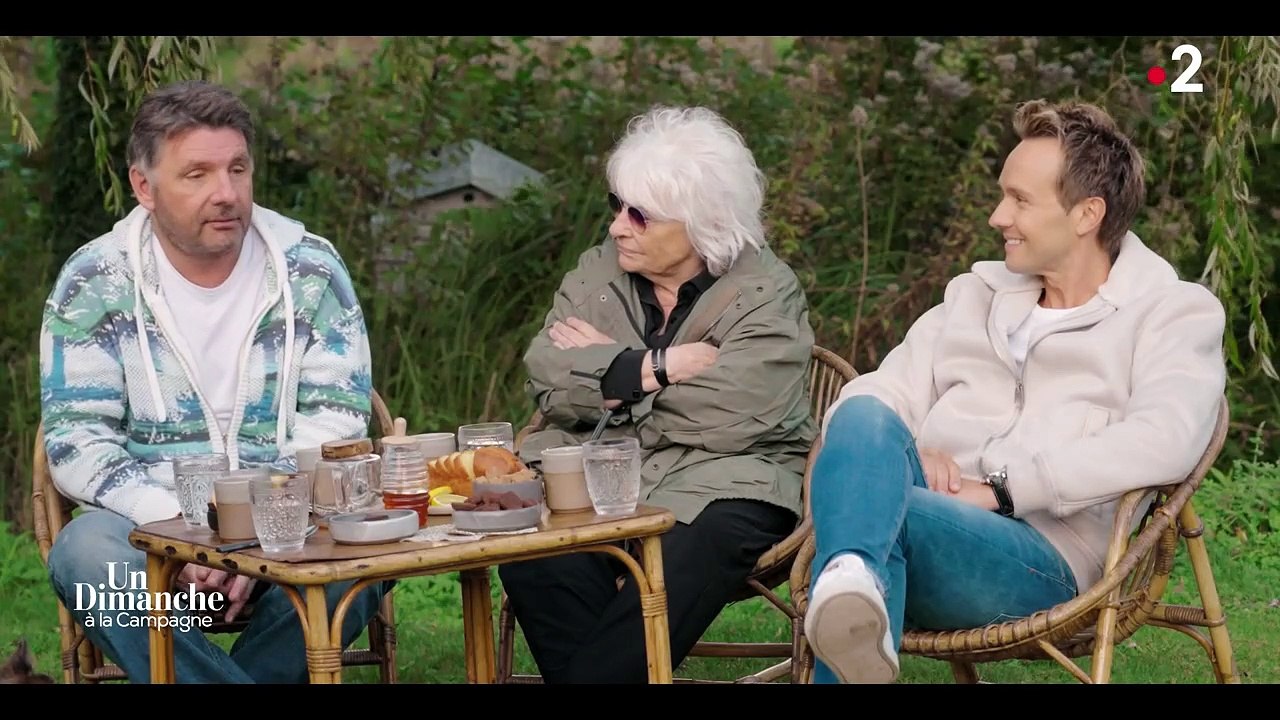 Dans Un dimanche à la campagne, Cyril Féraud a raconté comment il a appris qu'il allait perdre son papa alors qu'il était en pleine présentation de Slam.