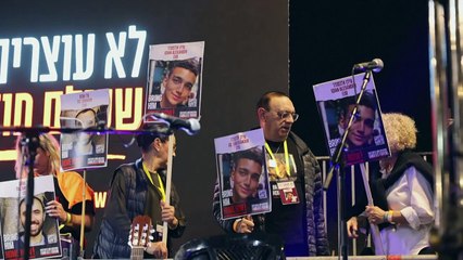 Israel bombardea Gaza pese a creciente presión para proteger a civiles