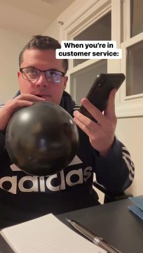 When You Are In Customer Service | Gianni Palumbo Magic Tricks | Magic Bucket #magic #magician #magicthegathering #magick #art