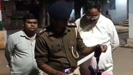 नवादा: झाड़ू लगा रही युवती की मौत, परिजनों में मचा कोहराम