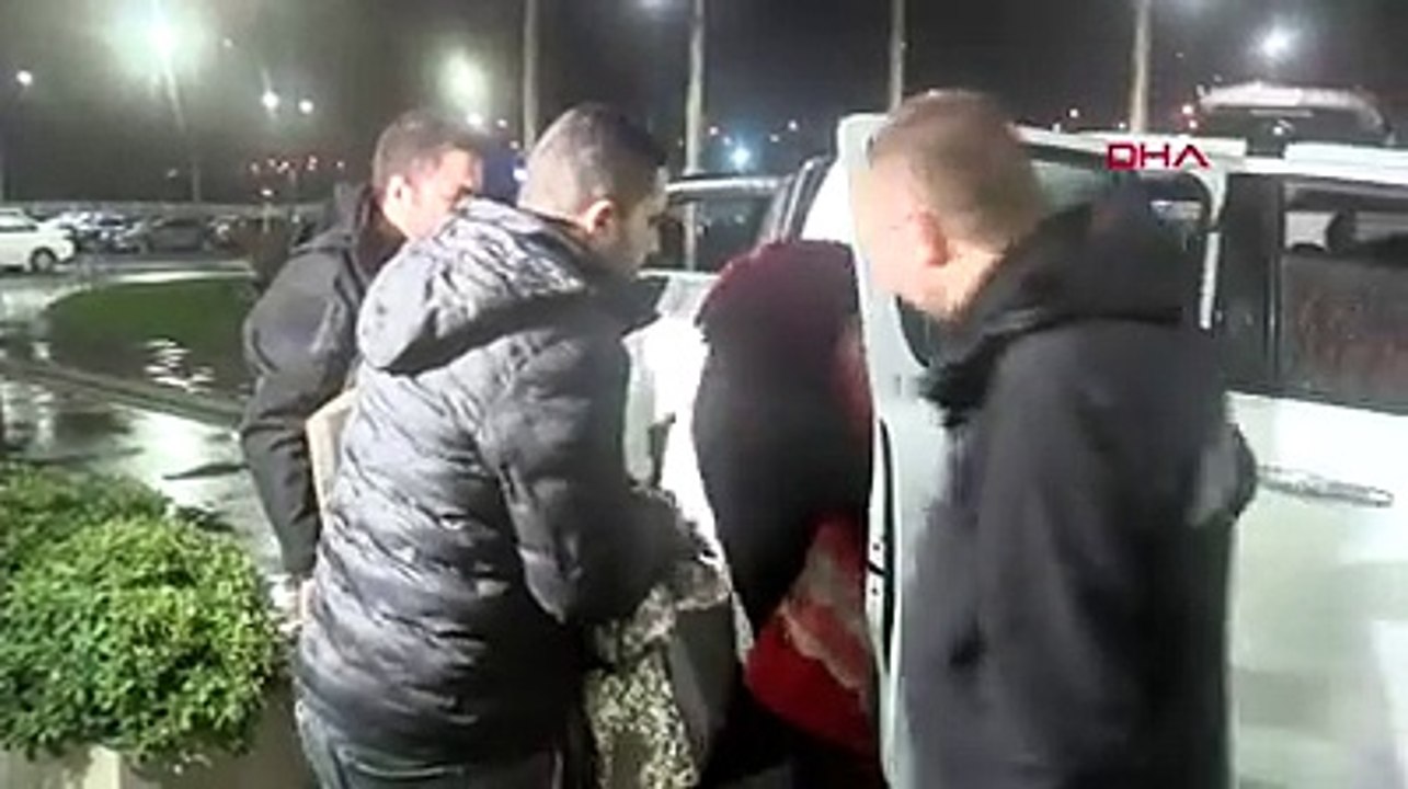 Gazze'den tahliye edilen Türk vatandaşları İstanbul'a geldi