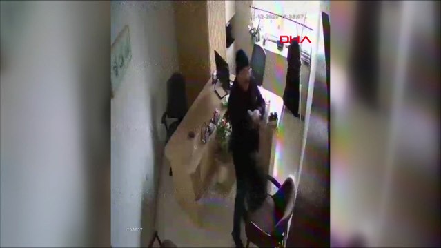 Sultangazi'de yaşanan hırsızlık olayları kamerada