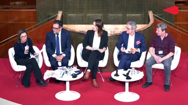 La France qui essaie, vers une société d’expérimentation ? Redécouvrez le débat organisé pour le forum Solutions solidaires