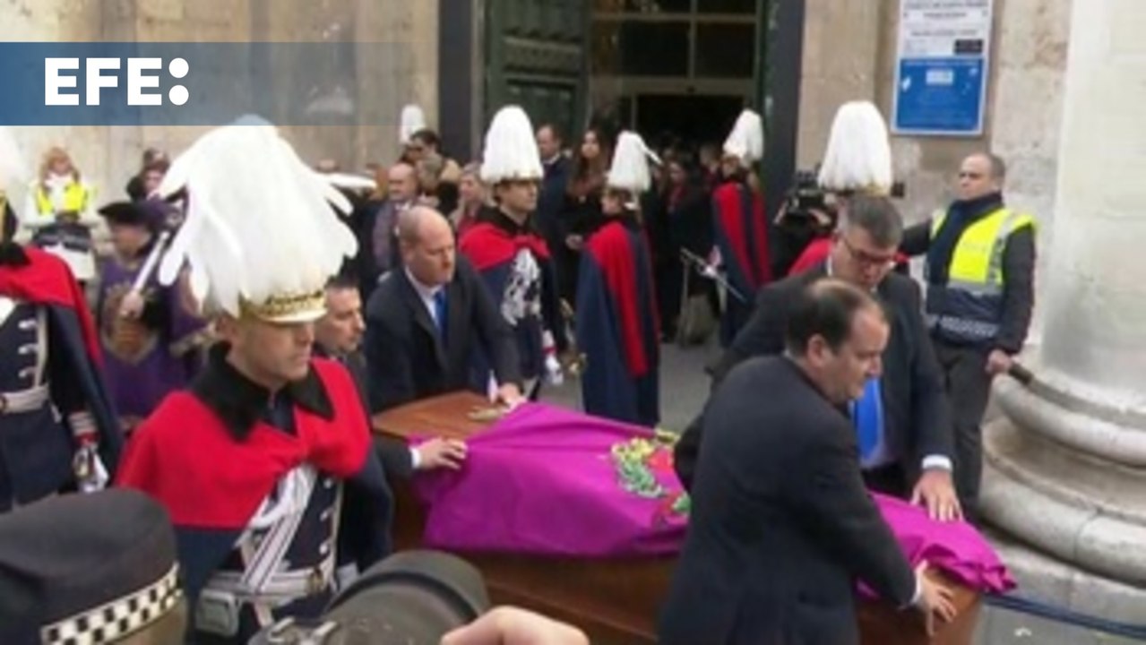 Concha Velasco recibe su última ovación en Valladolid