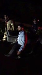 Van de funerária colide frontalmente e EcoSport pega fogo na PR-490, em Altônia