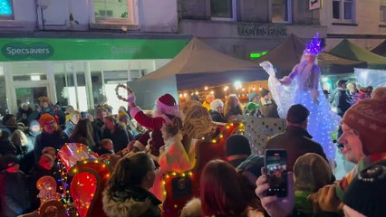 Crowds gather to watch Launceston light parade
