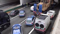 Tentata rapina sull'A4 con tir di traverso: autostrada chiusa tra Novara e Marcallo Mesero