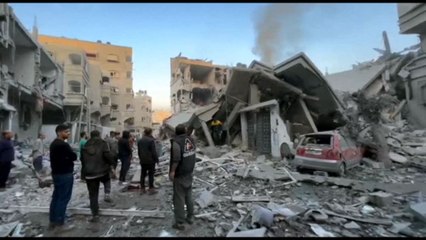 Beit Lahia in macerie dopo l'ultimo raid: "Qui è tutto distrutto"