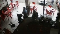 Idoso esfaqueia homem em bar de Taguatinga Norte e é preso