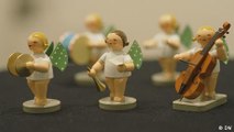 Hand-painted Christmas angels from the Ore Mountains