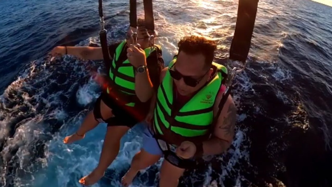 Girlfriend shocked as boyfriend proposes mid-air while parasailing in Philippines
