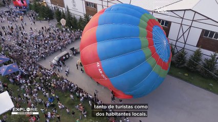 Uma aventura em Shamakhi: andar a pé e de balão e provar vinho biológico