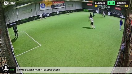 Faute de Alex Taret - GLOBE SOCCER