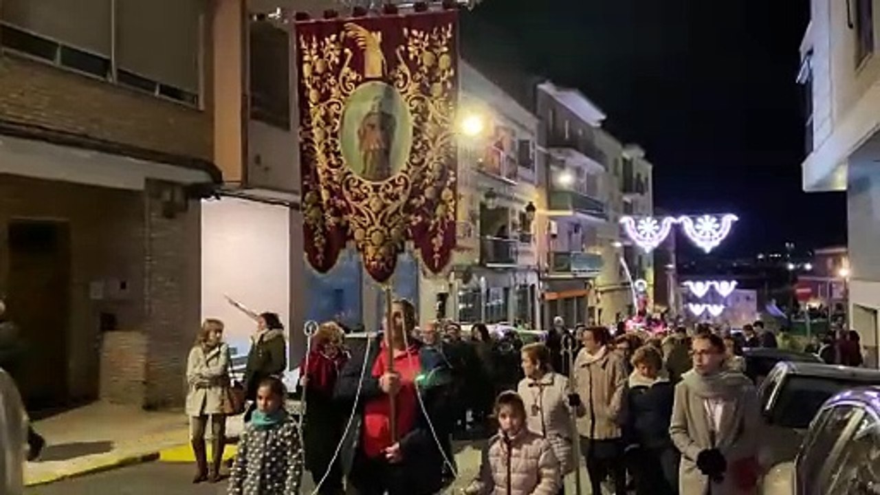 La patrona de Santa Bárbara recorre su barrio