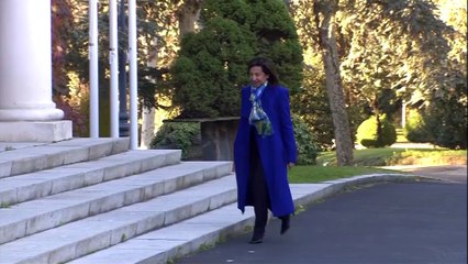 Robles confirma que un juez investiga a agentes del CNI por filtrar información