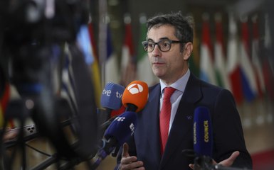 Gobierno y Comisión dialogan sobre la ley de amnistía con preguntas y respuestas